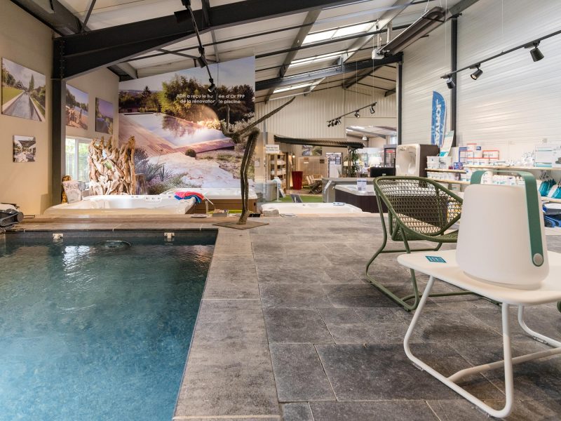 ADH-PAYSAGES-magasin-vendome-showroom-piscine