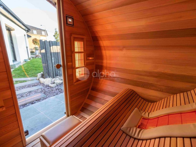 Intérieur d'un sauna barrel