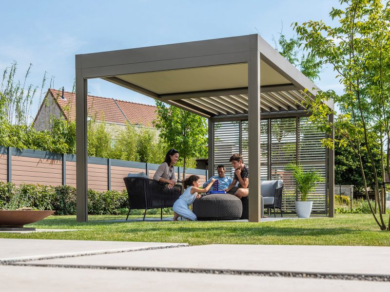 Pergola RENSON - Amboise Paysage, votre spécialiste Pergola sur Tours, Amboise et en Indre et Loire.