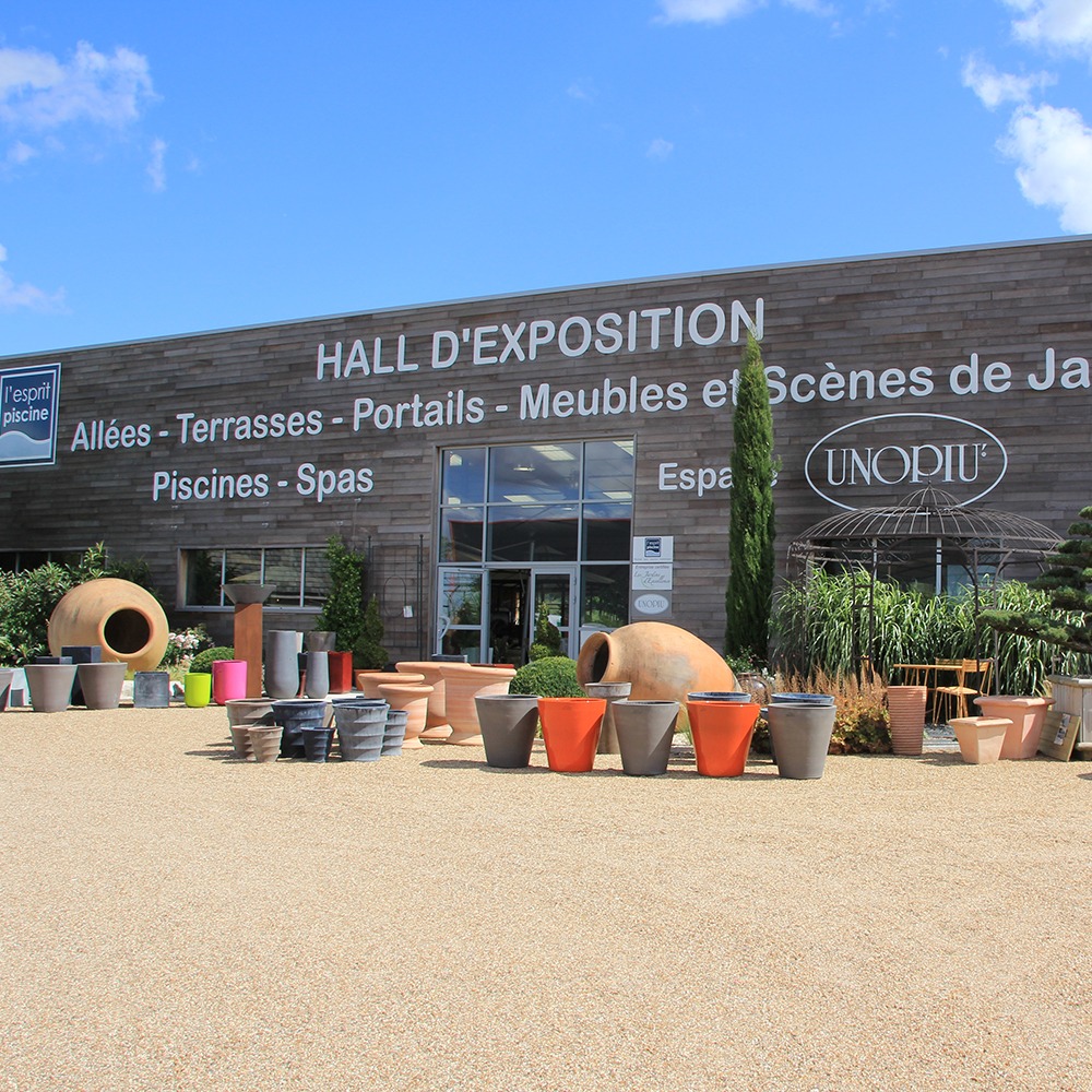 Vente et pose de SPAS HOTSPRING - Exposition de spas et jacuzzis VENDÔME